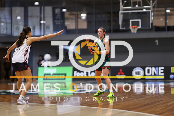 R13 - Hills v Manly Women-14